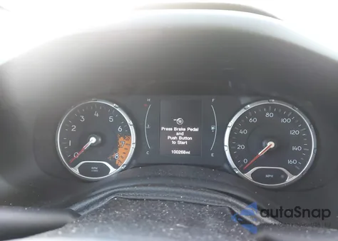 2017 Jeep Renegade Latitude 4X4 из США, поврежденный, VIN ZACCJBBB0HPG34144